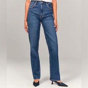 A&F Ultra High Rise 90s Straight Jean Size 28|6R in Dark